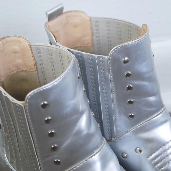 Cape Robbin "Dove" Silver Metallic Cowgirl Cowboy Western Pointed Festival Boot - Picture 5 of 8